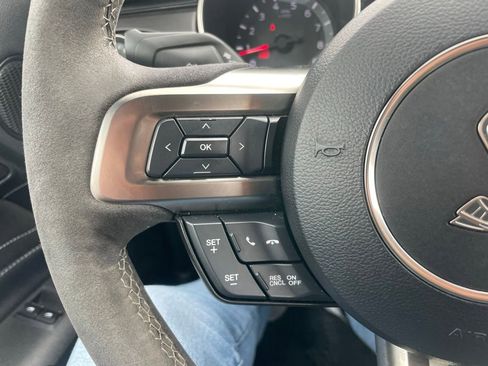 Used 2018 Ford Mustang Shelby GT350 w/ Electronics Package RWD image 25