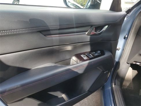 Used 2021 MAZDA CX-5 Carbon Edition image 18