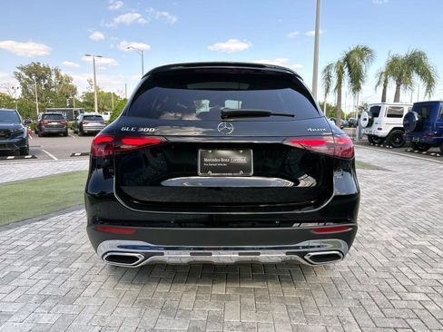 Certified 2026 Mercedes-Benz GLC 300 4MATIC image 9