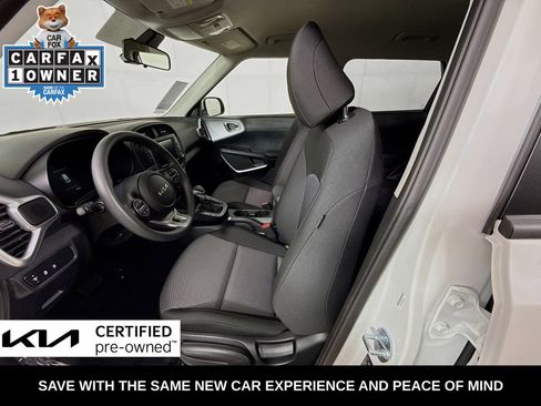 Certified 2025 Kia Soul LX w/ LX Technology Package FWD image 24