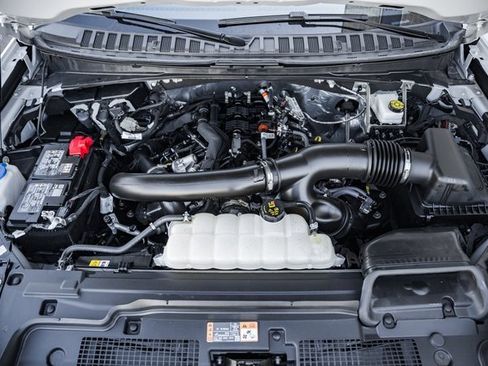 Certified 2025 Ford Expedition Active image 27