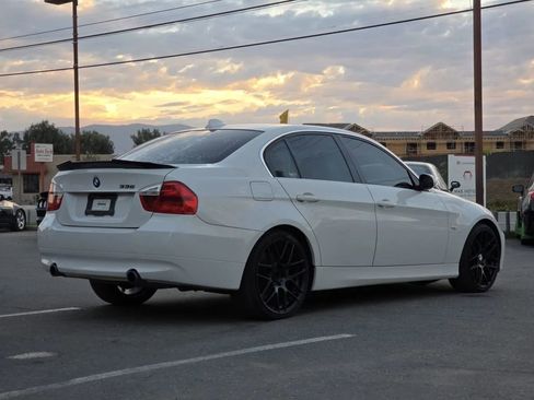 Used 2008 BMW 335i Sedan w/ Premium Pkg image 4
