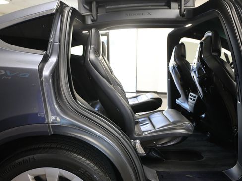 Used 2016 Tesla Model X 90D AWD/4WD image 39