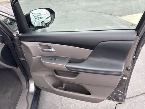 Used 2014 Honda Odyssey EX-L image 34