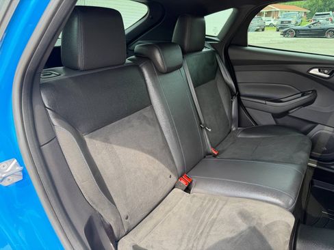 Used 2017 Ford Focus RS AWD/4WD image 22