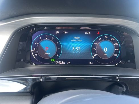 New 2025 Volkswagen Atlas Cross Sport SE image 12