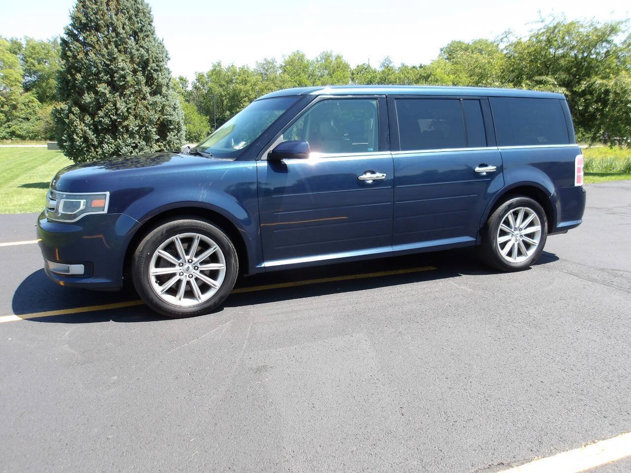 Used 2017 Ford Flex Limited FWD image 10