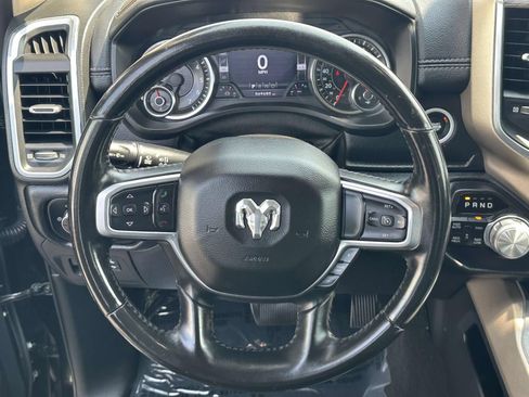 Used 2019 RAM 1500 Laramie AWD/4WD image 15