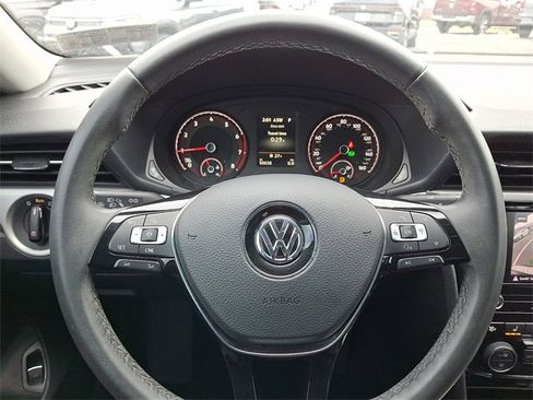 Used 2022 Volkswagen Passat 2.0T SE image 20