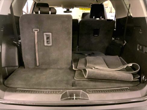 Used 2018 GMC Acadia SLE image 34