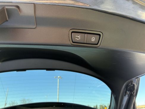 Certified 2024 Alfa Romeo Stelvio Veloce image 31