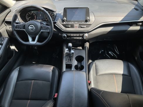 Used 2021 Nissan Altima 2.5 SR FWD image 21