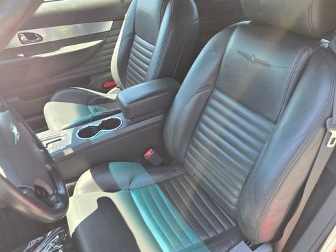 Used 2002 Ford Thunderbird RWD image 9