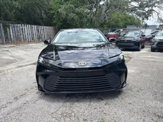Used 2025 Toyota Camry LE FWD video 2