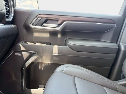 New 2026 GMC Sierra 1500 SLT w/ SLT Premium Plus Package AWD/4WD image 22