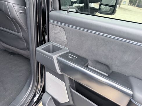 Used 2025 Ford F450 Platinum w/ FX4 Off-Road Package image 48