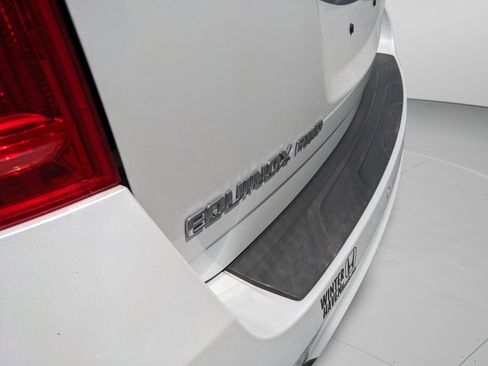 Used 2017 Chevrolet Equinox Premier w/ Enhanced Convenience Package AWD/4WD image 39