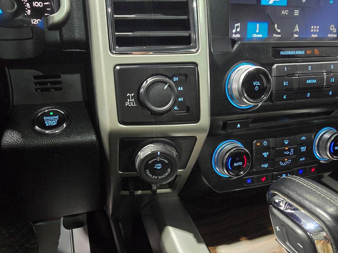 Used 2017 Ford F150 Lariat w/ Equipment Group 502A Luxury AWD/4WD image 17