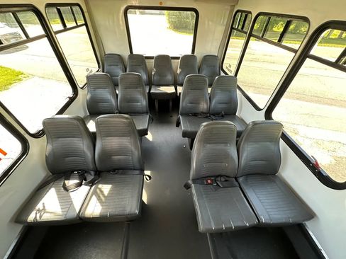 Used 2013 Ford E-450 and Econoline 450 Super Duty w/ Shuttle Bus Prep Pkg RWD image 24