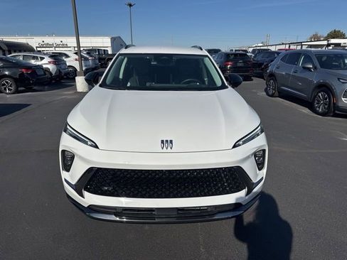 Used 2025 Buick Envision Sport Touring image 9