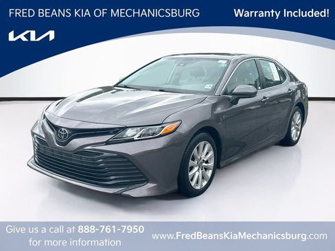Used 2019 Toyota Camry LE FWD image 3