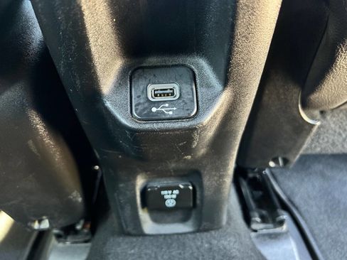 Used 2020 Jeep Renegade Altitude image 25