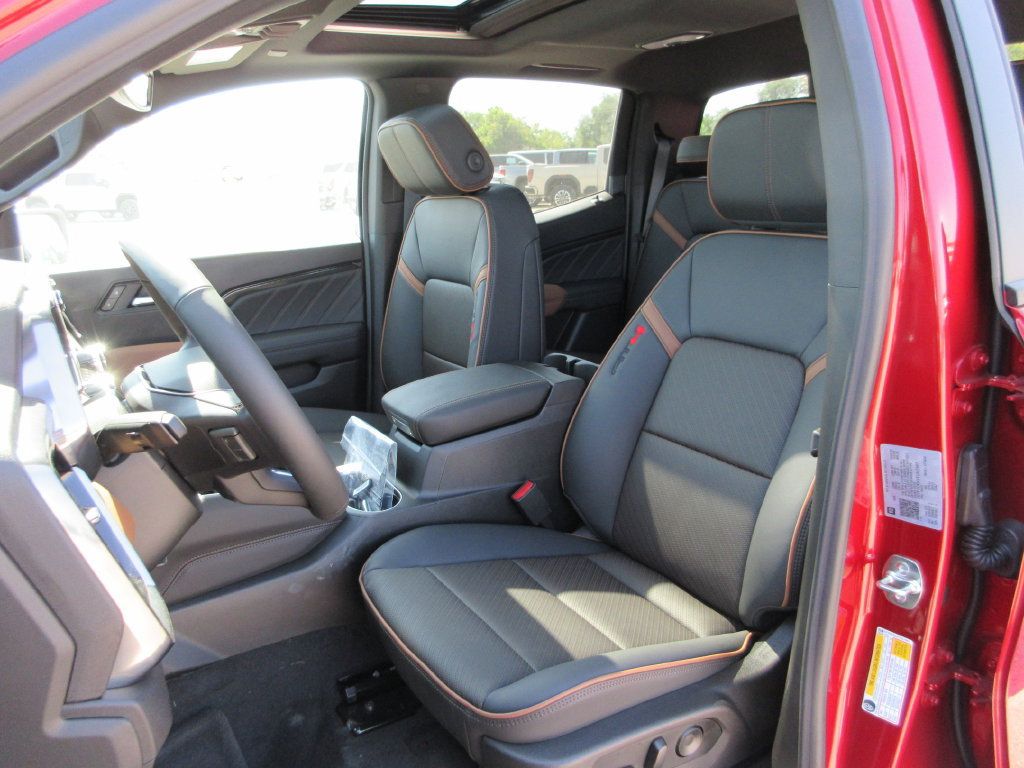 New 2026 GMC Canyon AT4 w/ Technology Plus Package AWD/4WD image 7