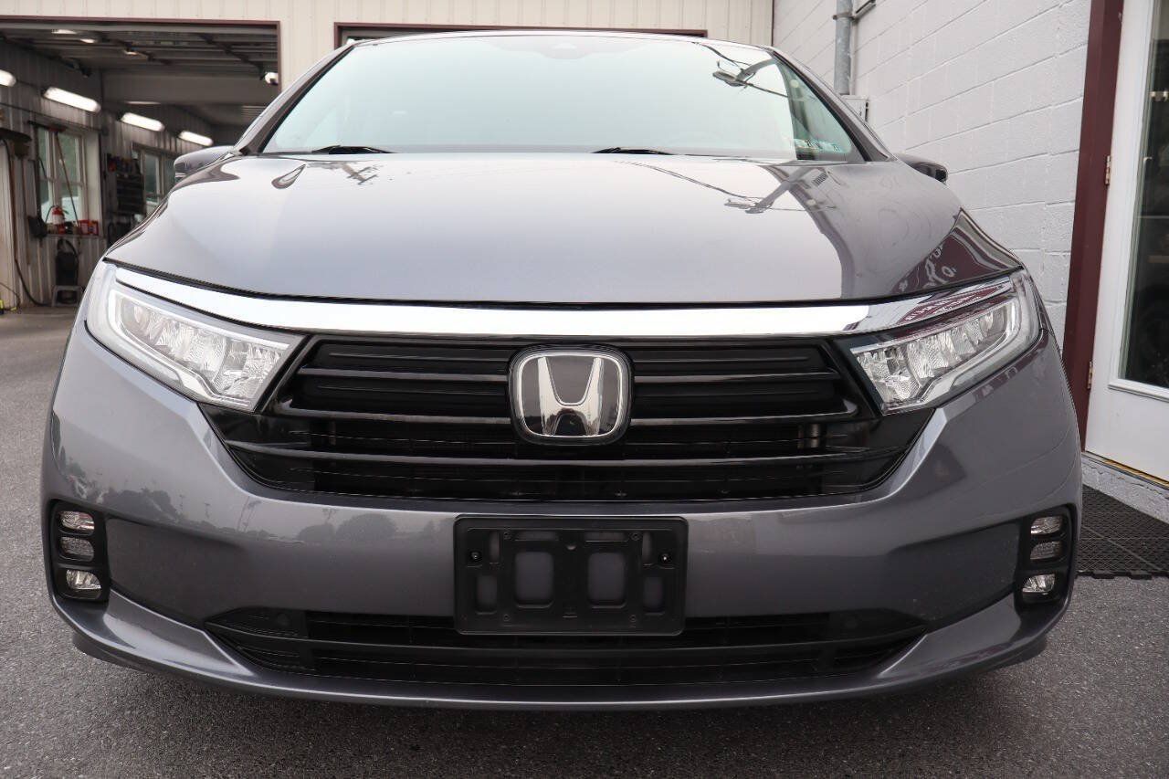 Used 2022 Honda Odyssey EX image 2