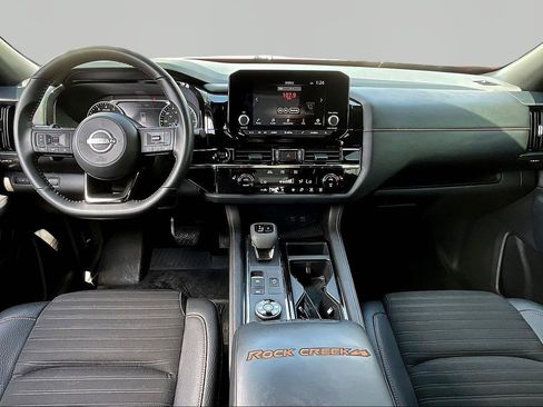 Used 2025 Nissan Pathfinder Rock Creek AWD/4WD image 7