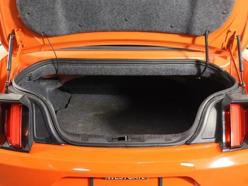 Used 2016 Ford Mustang Premium RWD image 17