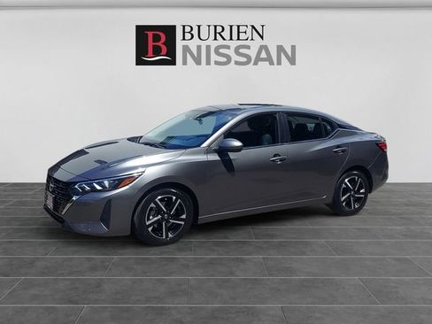 Used 2024 Nissan Sentra SV FWD image 1