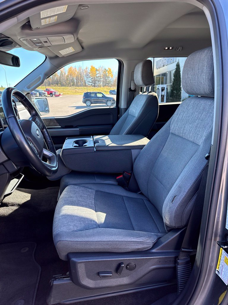 Used 2022 Ford F150 XLT w/ Equipment Group 302A High AWD/4WD image 17