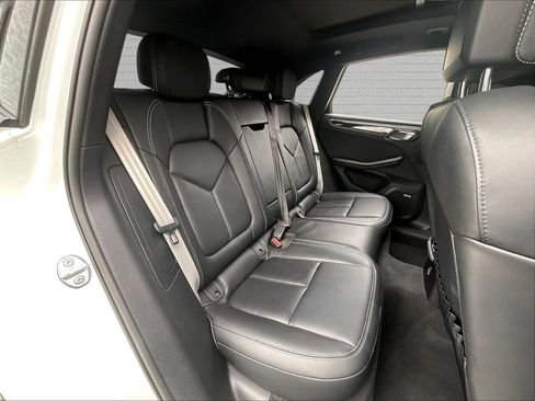 Used 2023 Porsche Macan S w/ Premium Package Plus AWD/4WD image 20