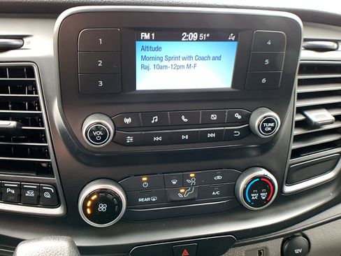 Used 2023 Ford Transit 350 XL image 18