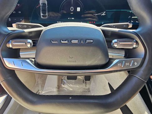 Used 2025 Lucid Air Touring AWD/4WD image 22