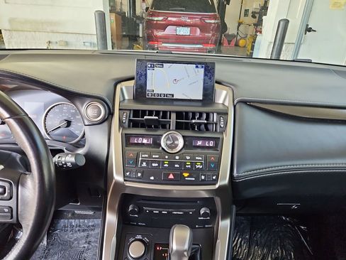 Used 2015 Lexus NX 200t AWD w/ Premium Package image 15