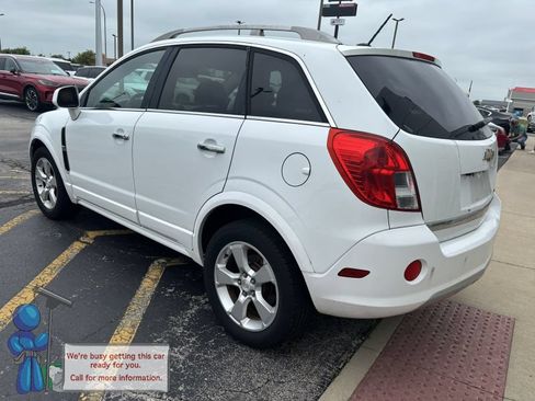 Used 2013 Chevrolet Captiva Sport LTZ FWD image 3