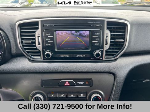 Used 2018 Kia Sportage LX FWD image 37