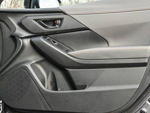 New 2026 Subaru Crosstrek 2.5i Limited image 9