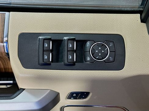 Used 2017 Ford F150 Lariat w/ Equipment Group 502A Luxury image 22