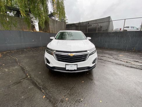 Used 2024 Chevrolet Equinox LT FWD image 9