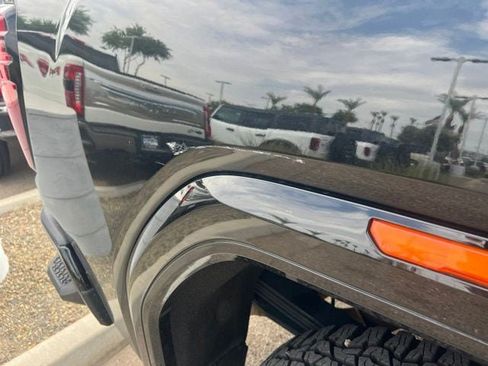 Used 2024 GMC Sierra 2500 Denali Ultimate AWD/4WD image 25