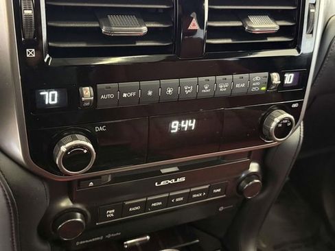 Certified 2023 Lexus GX 460 Premium w/ Premium Package AWD/4WD image 24