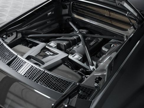 Used 2023 Audi R8 V10 GT image 39