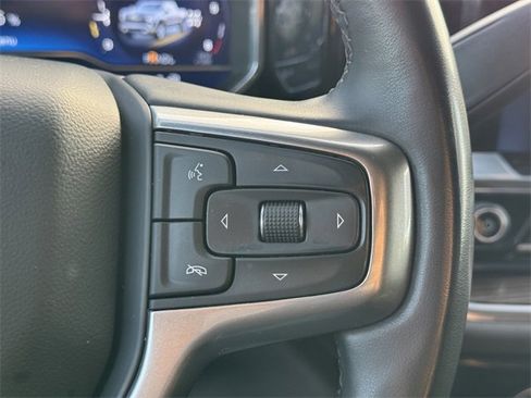 Used 2024 Chevrolet Silverado 1500 LT image 17