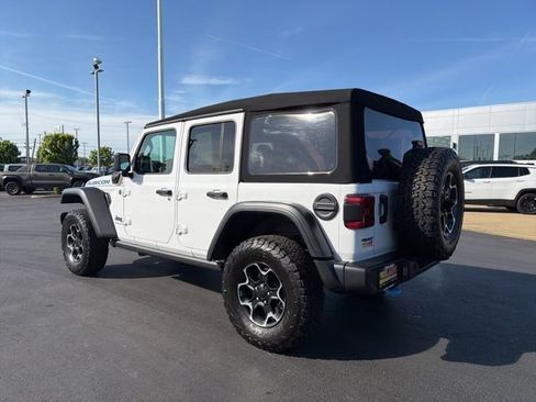 Used 2023 Jeep Wrangler Unlimited Rubicon 4xe AWD/4WD image 5