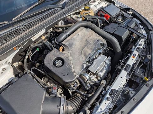 Used 2018 Chevrolet Malibu LS w/ LPO, Convenience Package 1 image 12