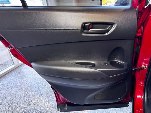 Certified 2024 Toyota Corolla Cross LE image 45