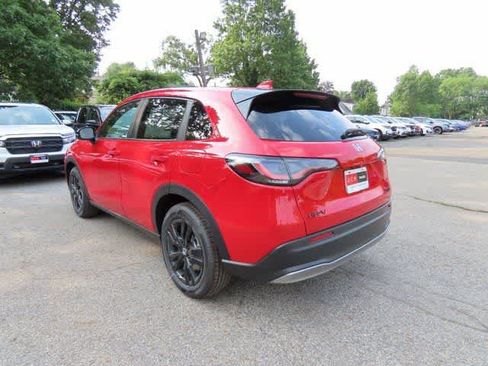 New 2026 Honda HR-V Sport image 4
