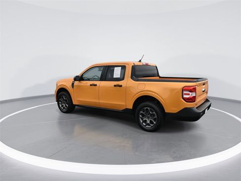 Used 2022 Ford Maverick XLT w/ Equipment Group 300A Standard image 6